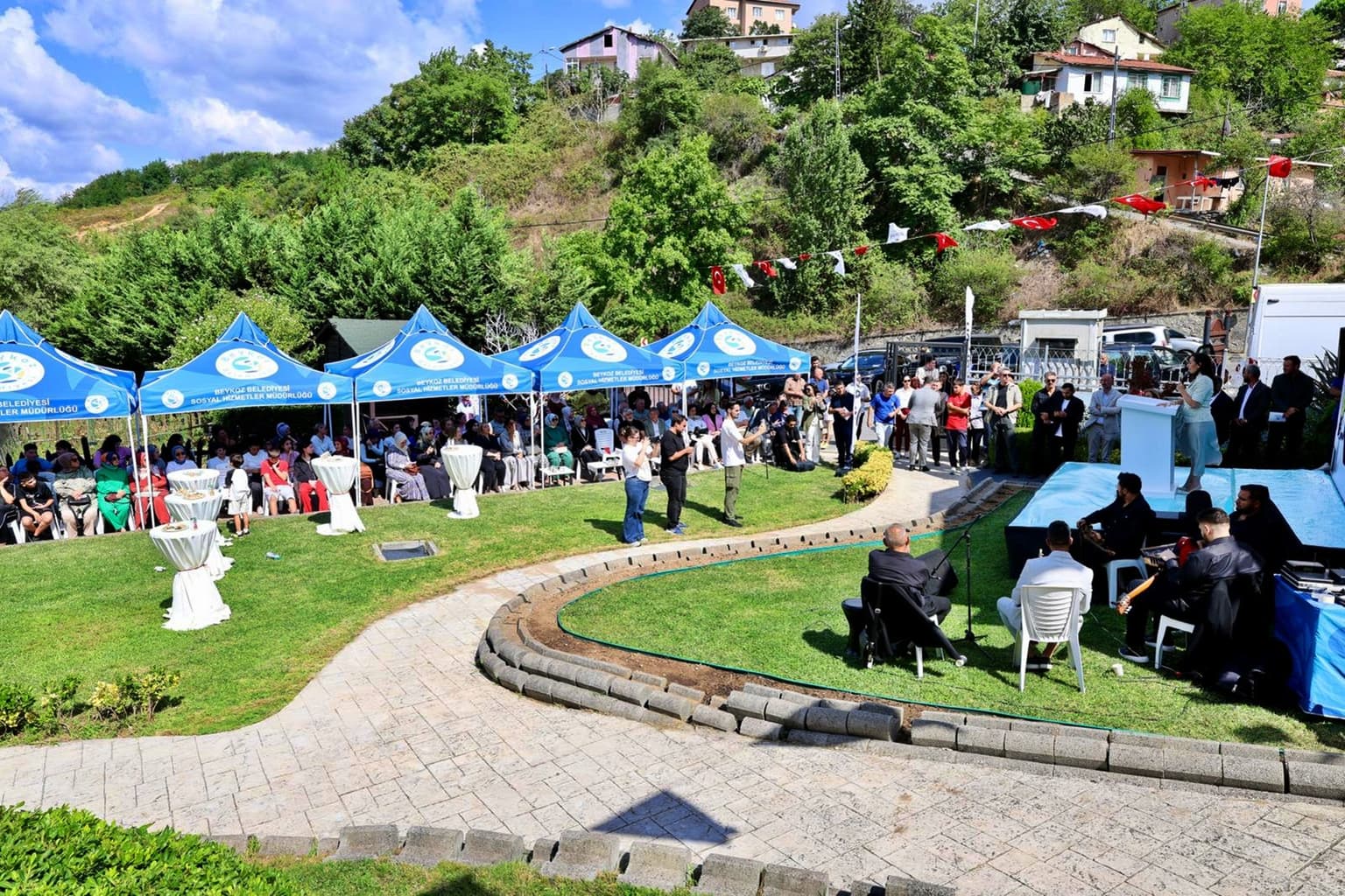 Beykoz’da iyilik çarşısı açıldı